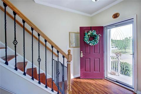 6182 Ruth Dr, Gloucester, VA 23061 photo 4