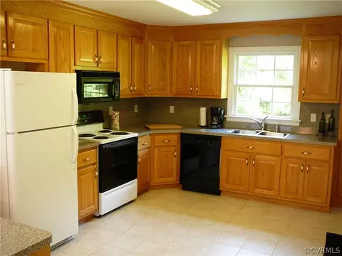 6901 Pine Fork Rd, Quinton, VA 23141 photo 7