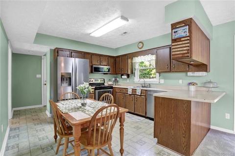 12 Westview Dr, Hampton, VA 23666 photo 14