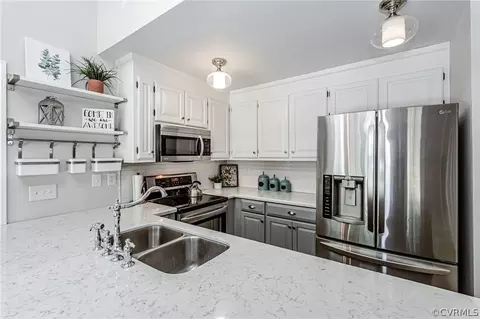 2501 Tanglebrook Rd, Midlothian, VA 23112 photo 9