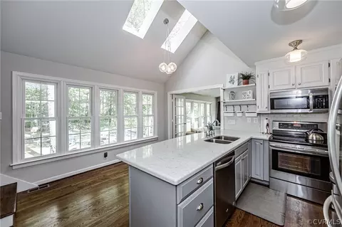 2501 Tanglebrook Rd, Midlothian, VA 23112 photo 8