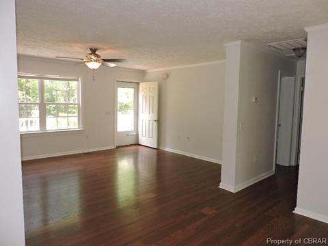 7593 Walnut Rd, Gloucester, VA 23061 photo 5