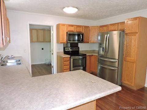 7593 Walnut Rd, Gloucester, VA 23061 photo 9