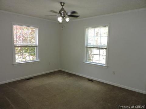 7593 Walnut Rd, Gloucester, VA 23061 photo 17