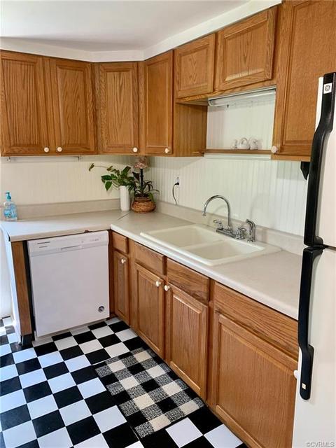 159 Mann Rd, Crewe, VA 23930 photo 13