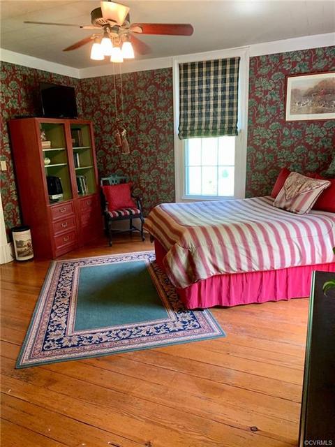 159 Mann Rd, Crewe, VA 23930 photo 17