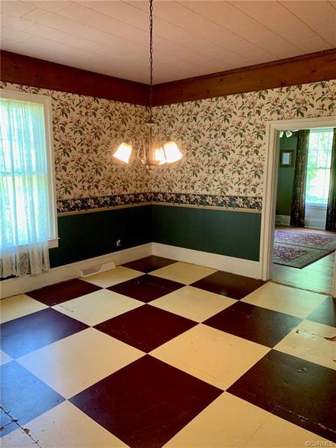 159 Mann Rd, Crewe, VA 23930 photo 16