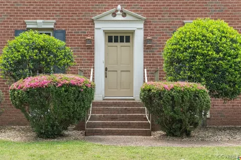 14231 Netherfield Dr, Midlothian, VA 23113 photo 4