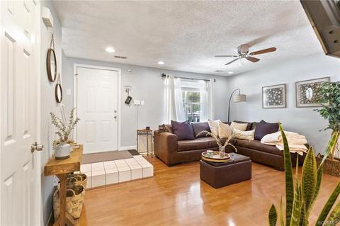 172 Corwin Cir, Hampton, VA 23666 photo 9