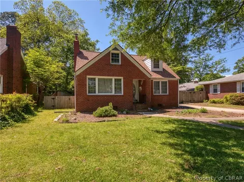 189 Commodore Dr, Norfolk, VA 23503 photo 2
