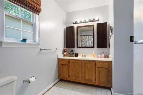 8207 Founders Mill Way, Gloucester, VA 23061 photo 21