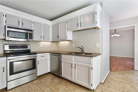 8207 Founders Mill Way, Gloucester, VA 23061 photo 11