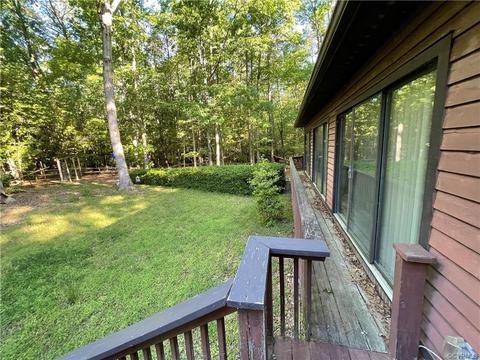 7681 Beaver Dr, Gloucester, VA 23061 photo 9