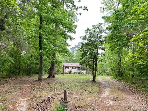 82 Compass Dr, Hartfield, VA 23071 photo 3