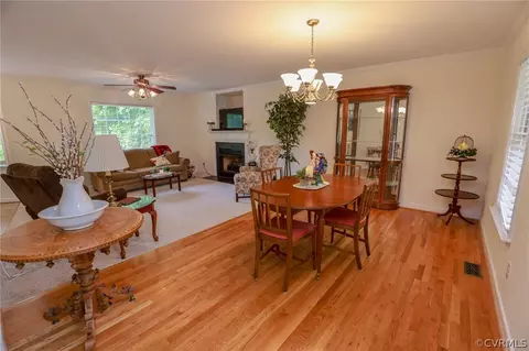 5406 Beaver Spring Rd, Midlothian, VA 23112 photo 7