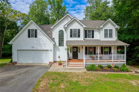 5406 Beaver Spring Rd, Midlothian, VA 23112 photo 1