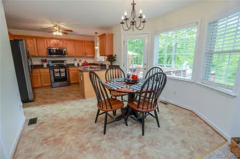 5406 Beaver Spring Rd, Midlothian, VA 23112 photo 12