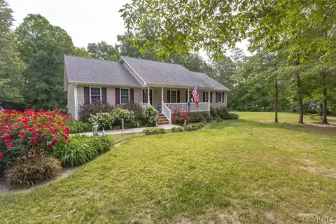 5711 Whisper Dr, Sutherland, VA 23885 photo 1