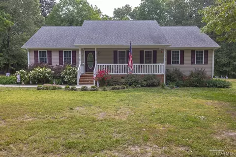 5711 Whisper Dr, Sutherland, VA 23885 photo 2
