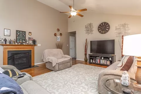 5711 Whisper Dr, Sutherland, VA 23885 photo 4