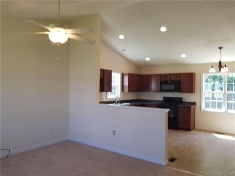 4629 Raspberry Patch Ln, Henrico, VA 23231 photo 4
