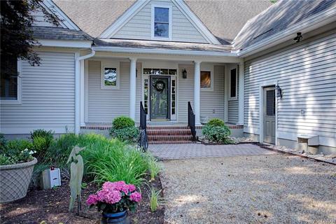 292 Tom Morris Dr, Weems, VA 22576 photo 2