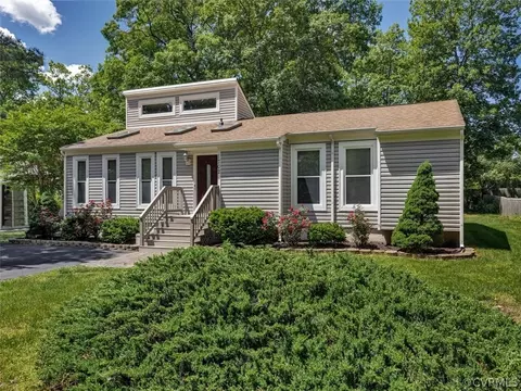 1702 Headwaters Rd, Midlothian, VA 23113 photo 1