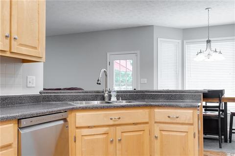 14237 Beachmere Dr, Chester, VA 23831 photo 19