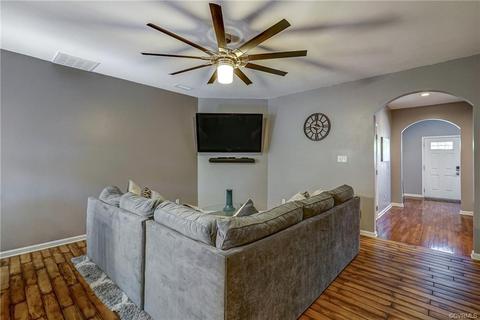 441 Creekwillow Dr, Midlothian, VA 23113 photo 6