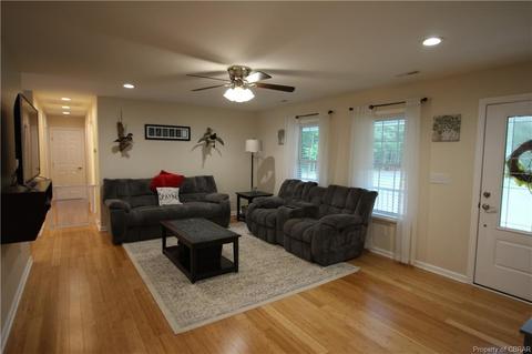 4817 Hickory Fork Rd, Gloucester, VA 23061 photo 9