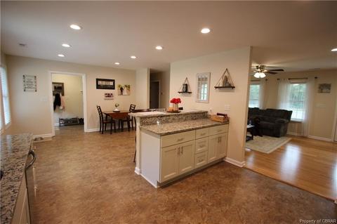 4817 Hickory Fork Rd, Gloucester, VA 23061 photo 12