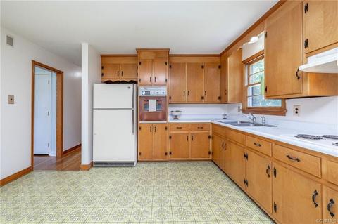 6311 Commander Rd, Richmond, VA 23224 photo 9