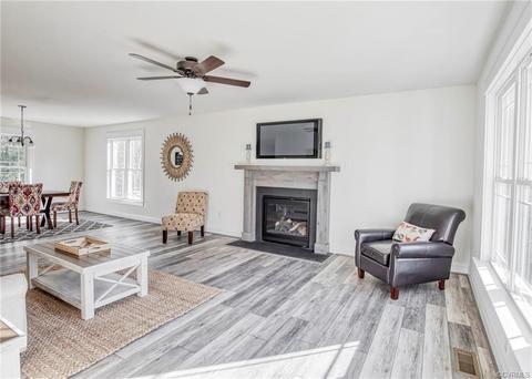 3015 Preston Park Ter, Sandy Hook, VA 23153 photo 4