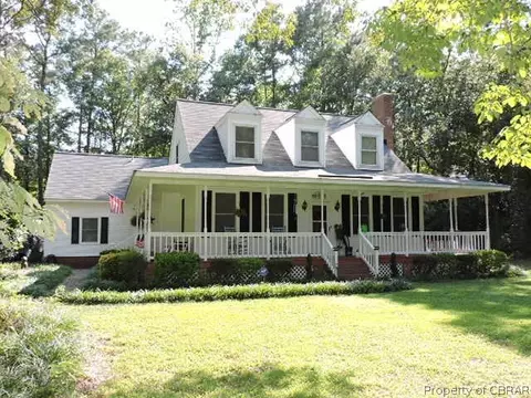12474 Highgate Ln, Gloucester, VA 23061 photo 1