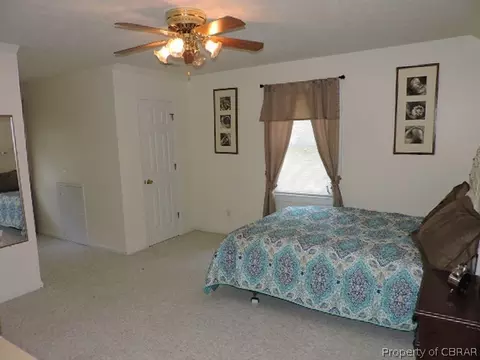 12474 Highgate Ln, Gloucester, VA 23061 photo 18
