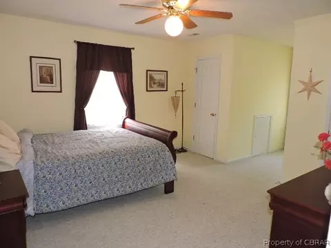 12474 Highgate Ln, Gloucester, VA 23061 photo 19