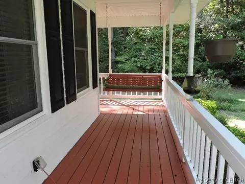 12474 Highgate Ln, Gloucester, VA 23061 photo 6