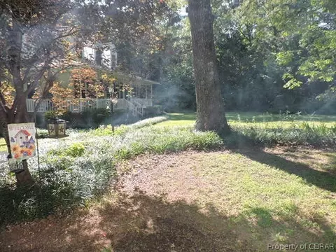 12474 Highgate Ln, Gloucester, VA 23061 photo 4