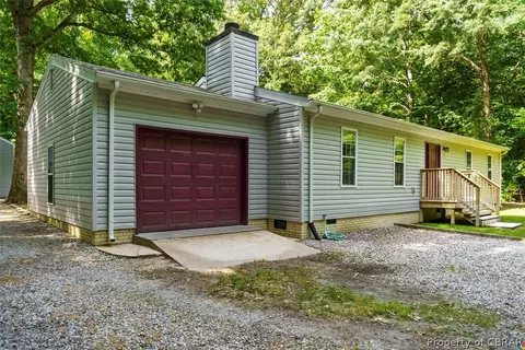 6936 Seawell Ave, Gloucester, VA 23061 photo 2