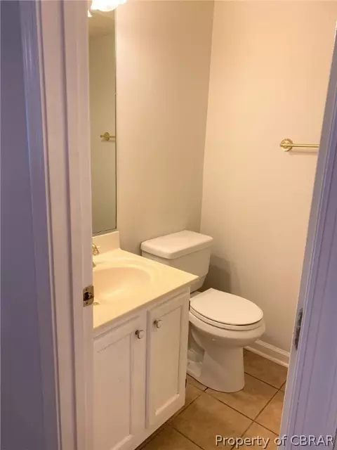8399 Kitchener Dr, Gloucester, VA 23061 photo 12