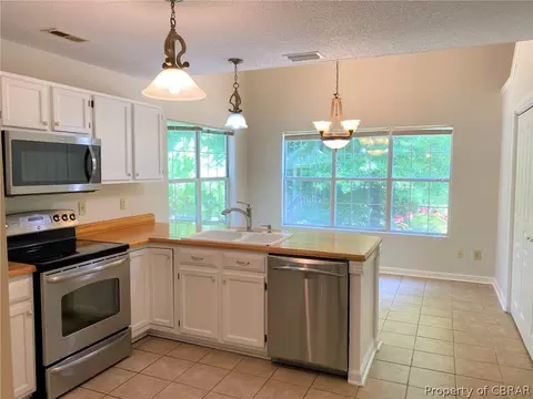 8399 Kitchener Dr, Gloucester, VA 23061 photo 8