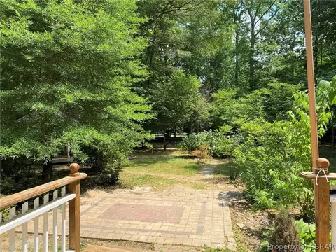 8399 Kitchener Dr, Gloucester, VA 23061 photo 21