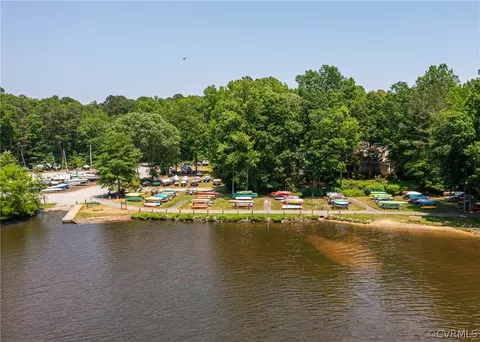 3708 Commodore Point Cir, Midlothian, VA 23112 photo 6