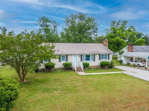 12107 Gardengate Rd, Midlothian, VA 23112 photo 1