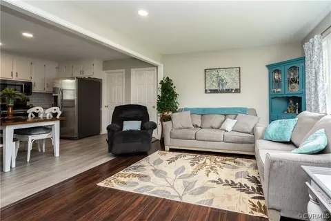 12107 Gardengate Rd, Midlothian, VA 23112 photo 5