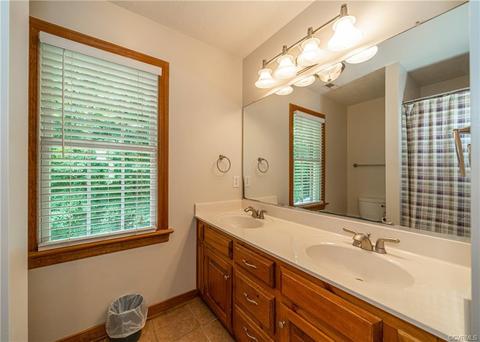6100 Brickshire Dr, Providence Forge, VA 23140 photo 9