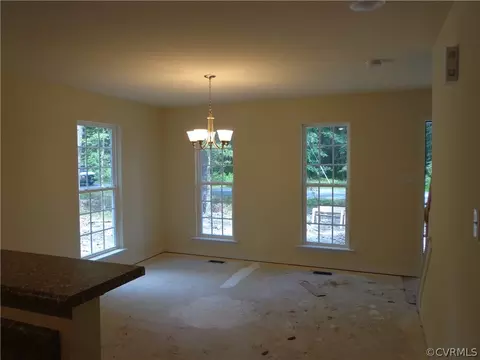 14130 Pine St, Chester, VA 23831 photo 2