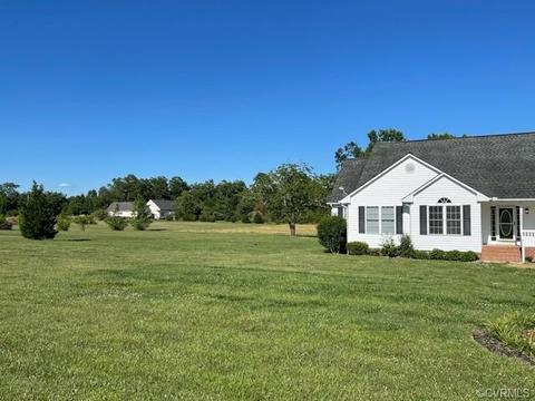 11375 Shannon Dr, Dewitt, VA 23840 photo 4
