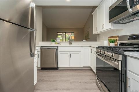 11929 W Briar Patch Dr, Midlothian, VA 23113 photo 5