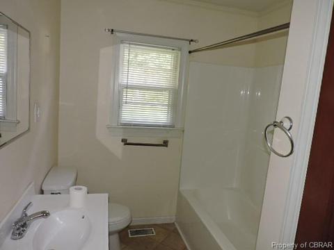7971 Yacht Haven Rd, Gloucester Point, VA 23062 photo 12